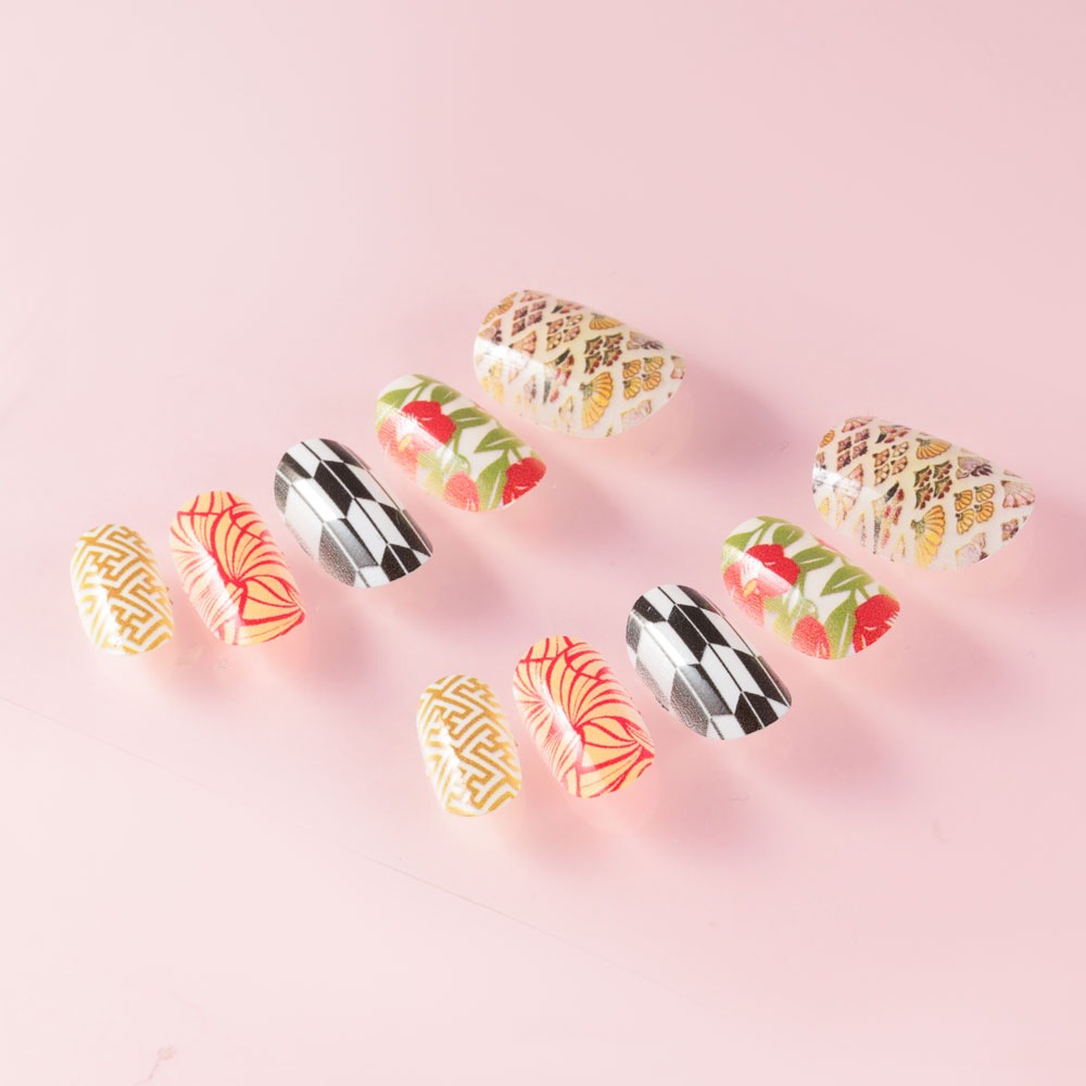 デザインネイルチップ つけ爪ゆずネイル ネイルチップ マルチカラー 花 着物 成人式 振袖 卒業式 袴 G R C の販売 ゆずネイル公式通販