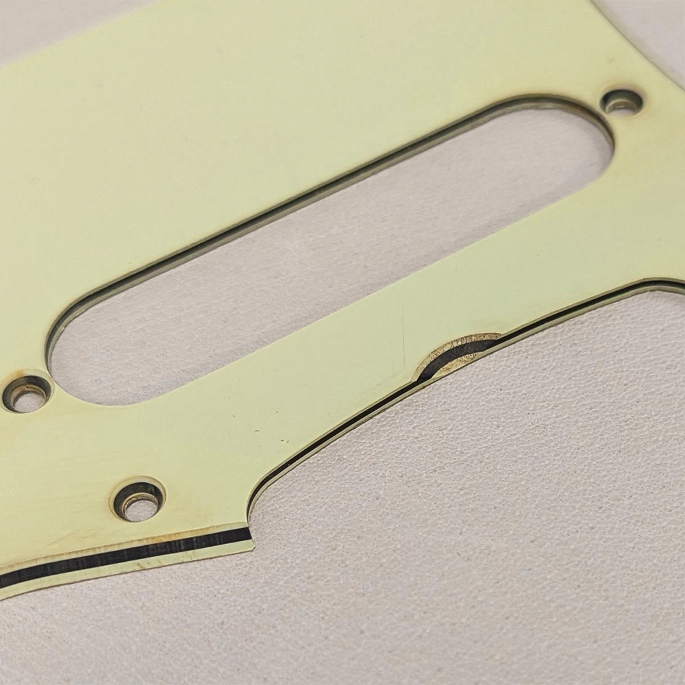 YJB PARTS ST'65 ストラト用ピックガード エイジドギターパーツ レリックミントグリーン3Ply インチ 日本製【メール便対応】