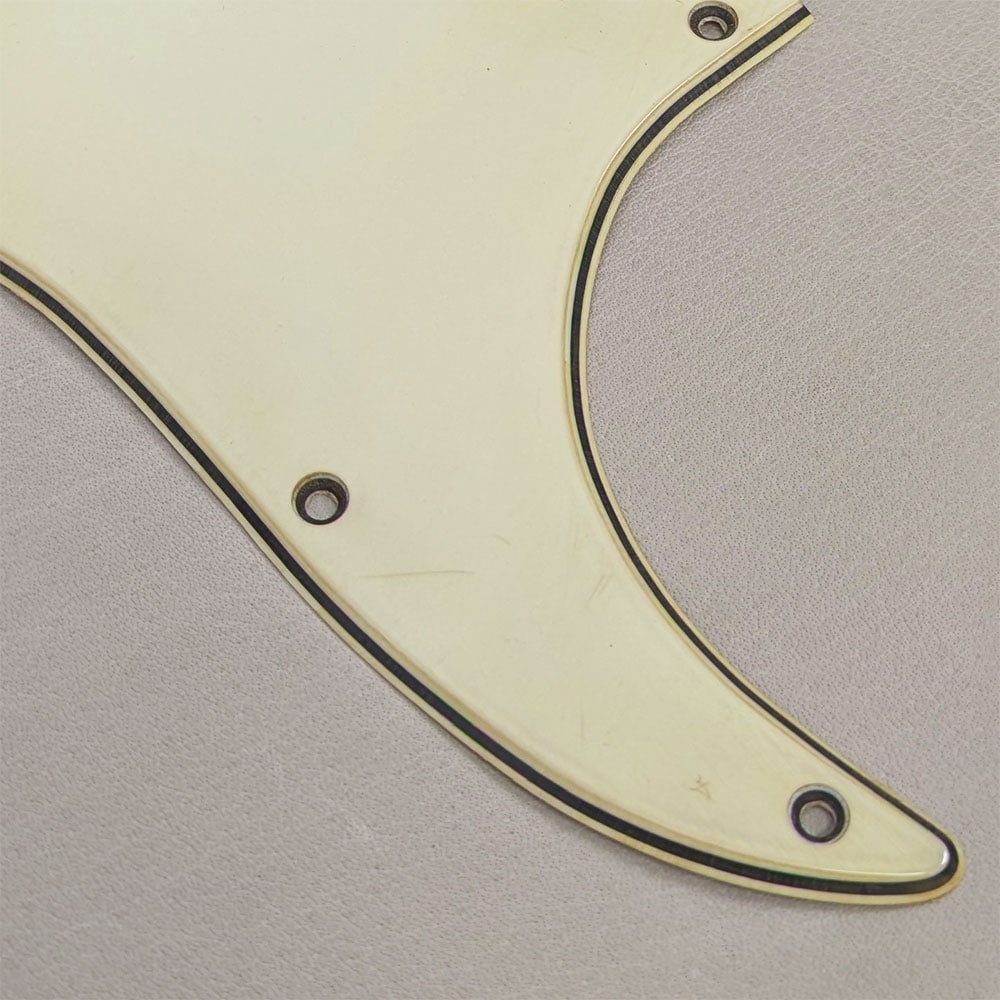 【YJB PARTS】 ST 60's ストラト用ピックガード レリックミントアイボリー3P インチ 【メール便送料無料】