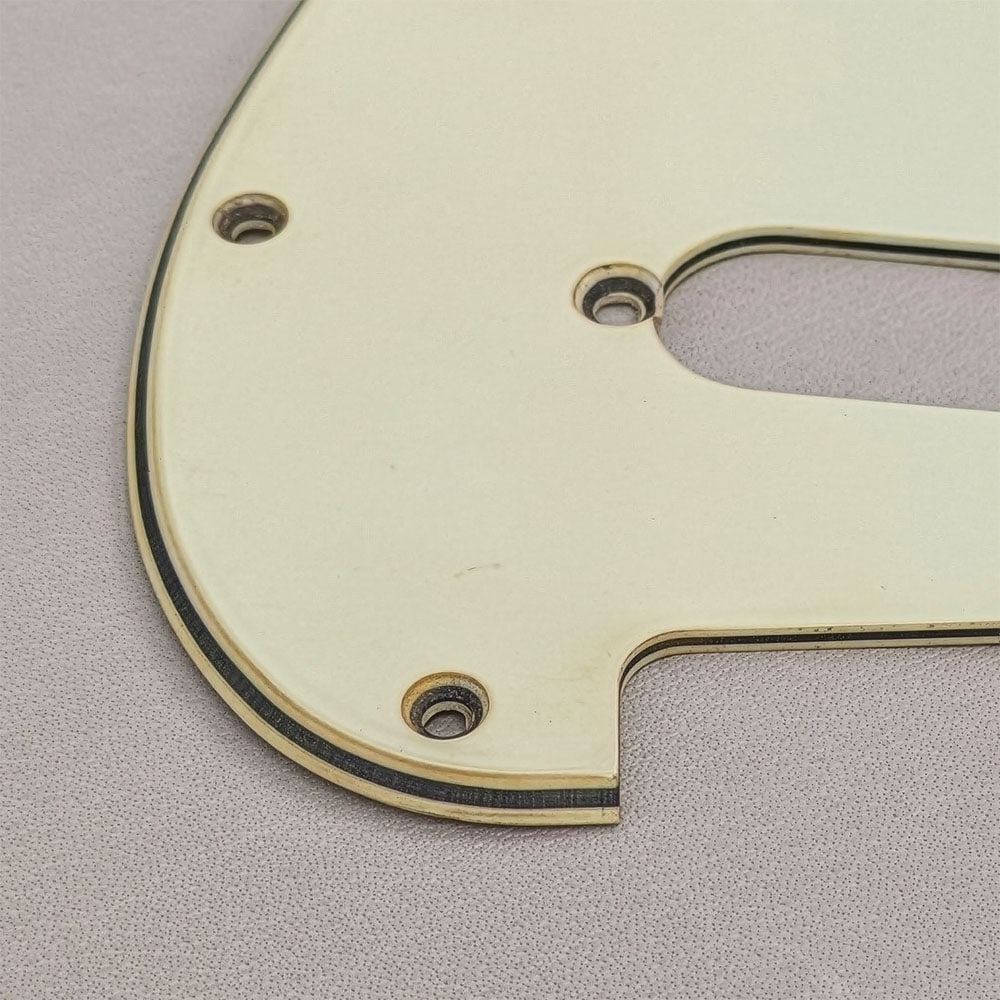 【YJB PARTS】 ST 60's ストラト用ピックガード レリックミントアイボリー3P インチ 【メール便送料無料】