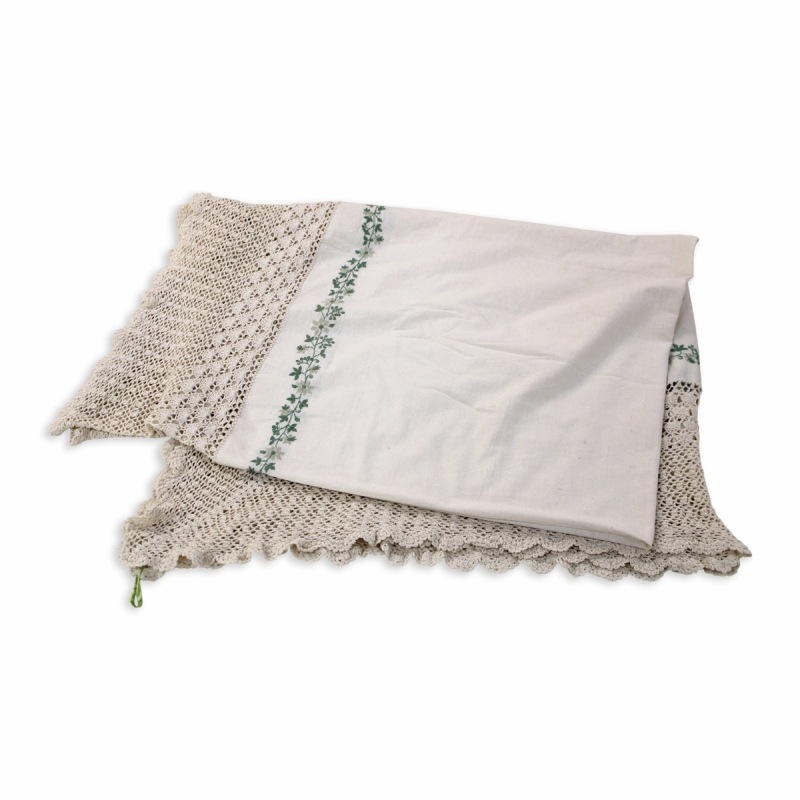【掘り出し物・ヴィンテージ品】 テーブルクロス Lサイズ 210cm×144cm