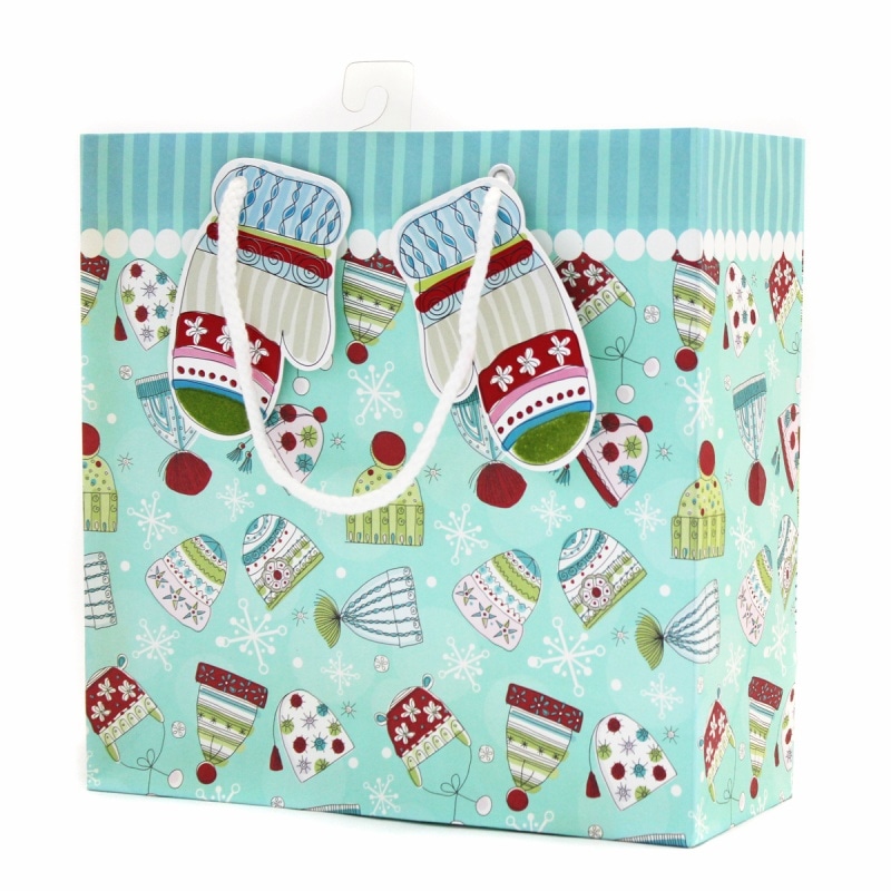 The Gift Wrap Company 【クリスマス】 ギフトバッグ (ニット帽×雪の結晶）