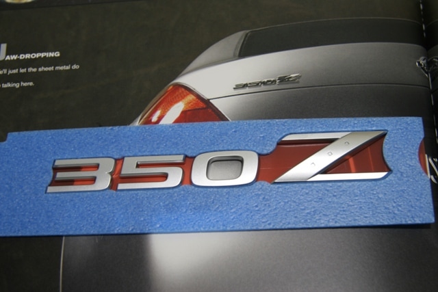z33 エンブレム リア 備忘録 新NISSANエンブレム装着 日産 