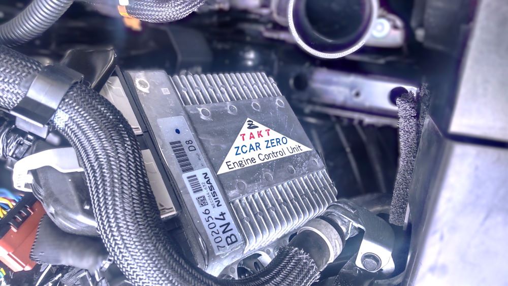 フェアレディRZ34ECU書き換え 最高100PSアップ｜ZCAR