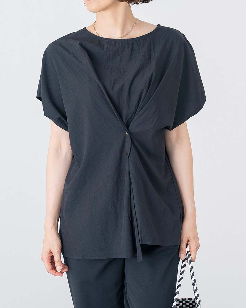 フロントドレープフレンチスリーブブラウス