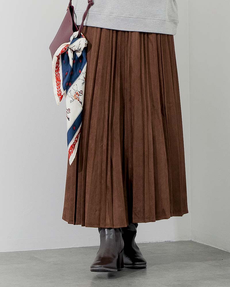 スウェードポンチプリーツスカート