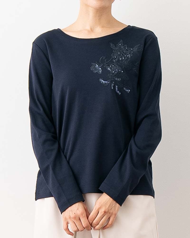 エレガンス刺繍ロングスリーブカットソー