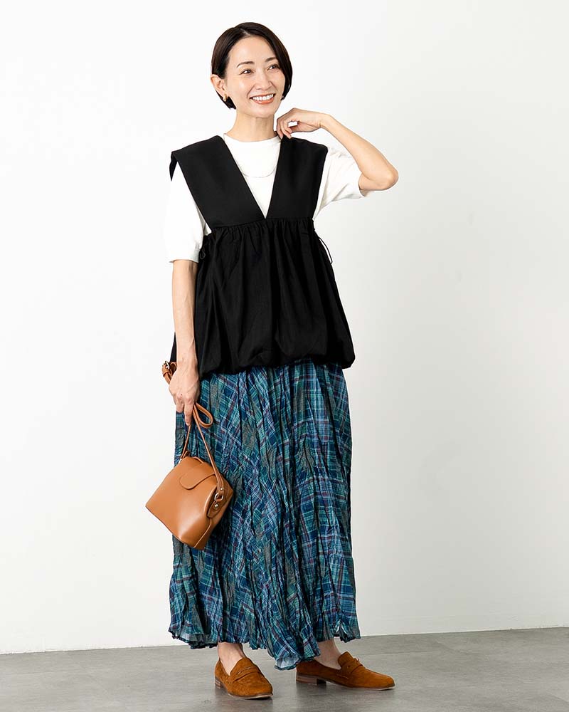 異素材切り替えバルーンペプラムベスト