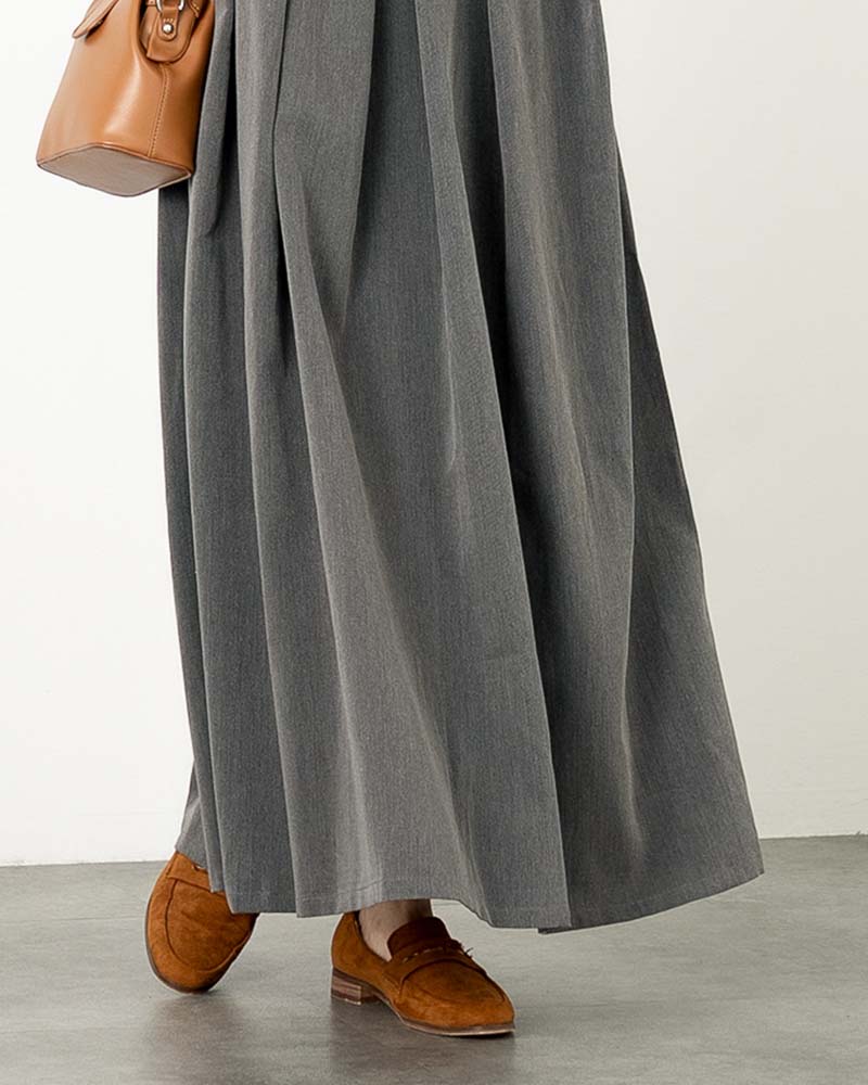 キーネックプリーツジャンパースカート
