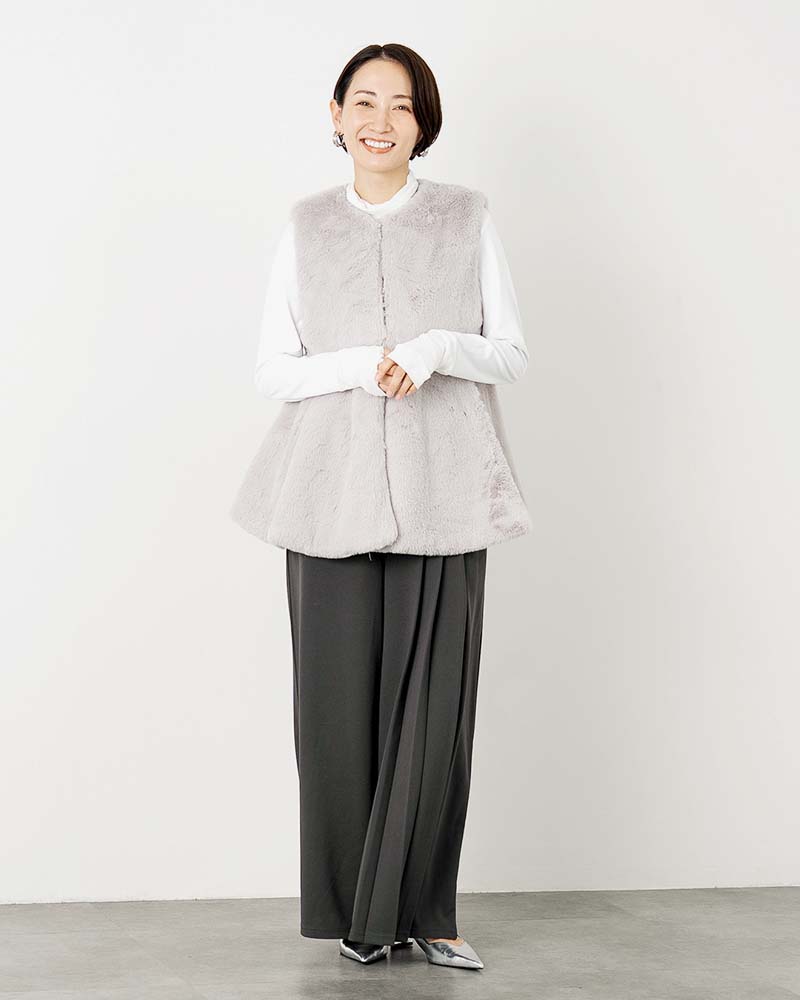 フェイクファーペプラムジレ