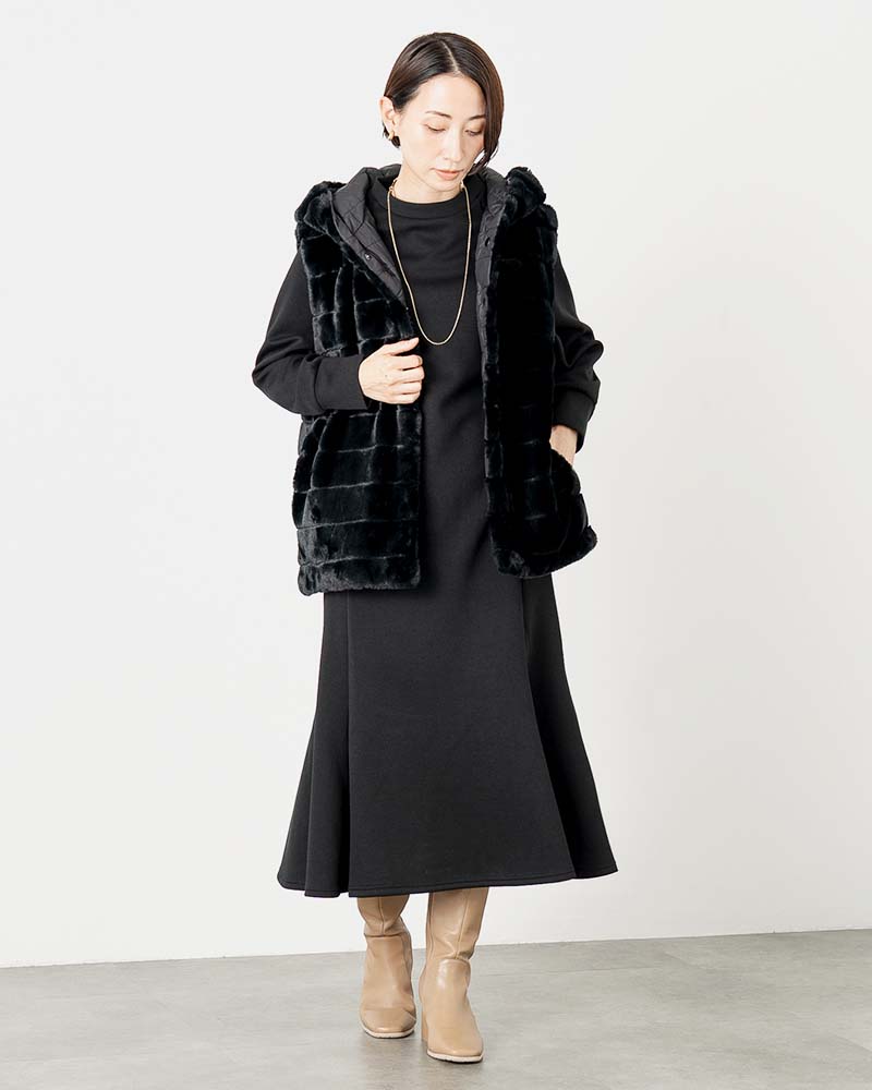 リバーシブルフェイクファーフーディー中綿ジレ