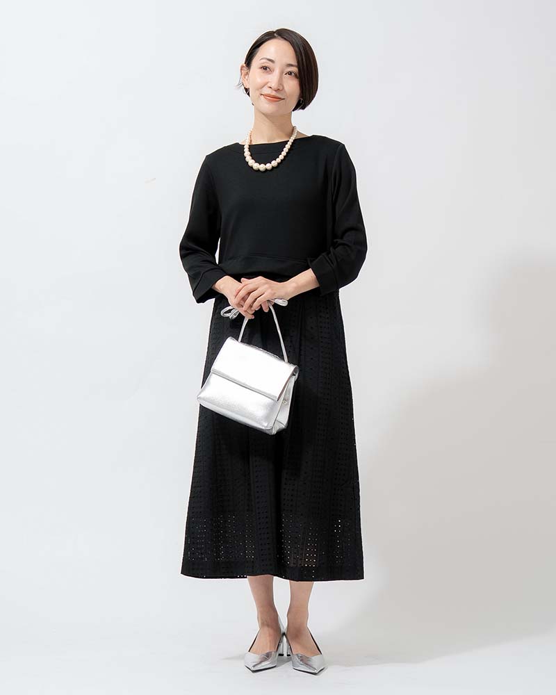 カットワーク刺繍レース切り替えAラインワンピース