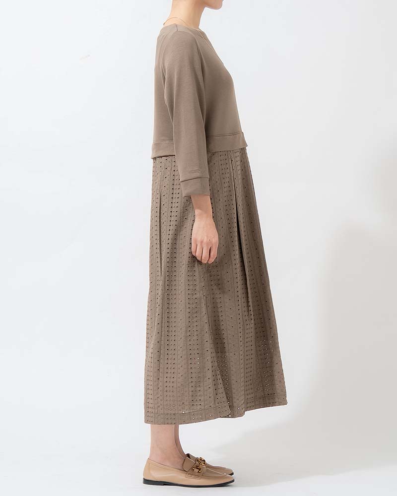 カットワーク刺繍レース切り替えAラインワンピース