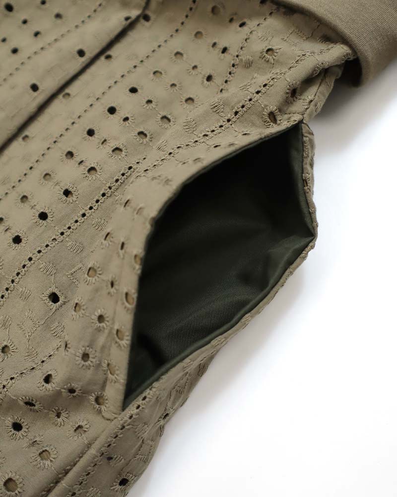 カットワーク刺繍レース切り替えAラインワンピース