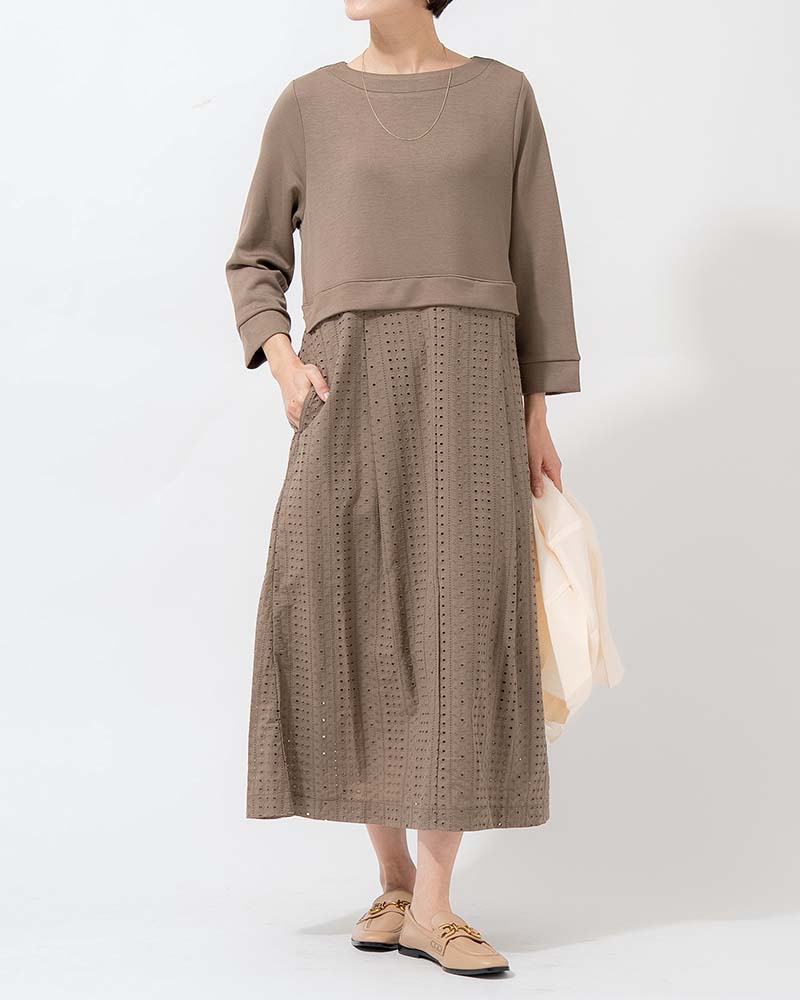 カットワーク刺繍レース切り替えAラインワンピース