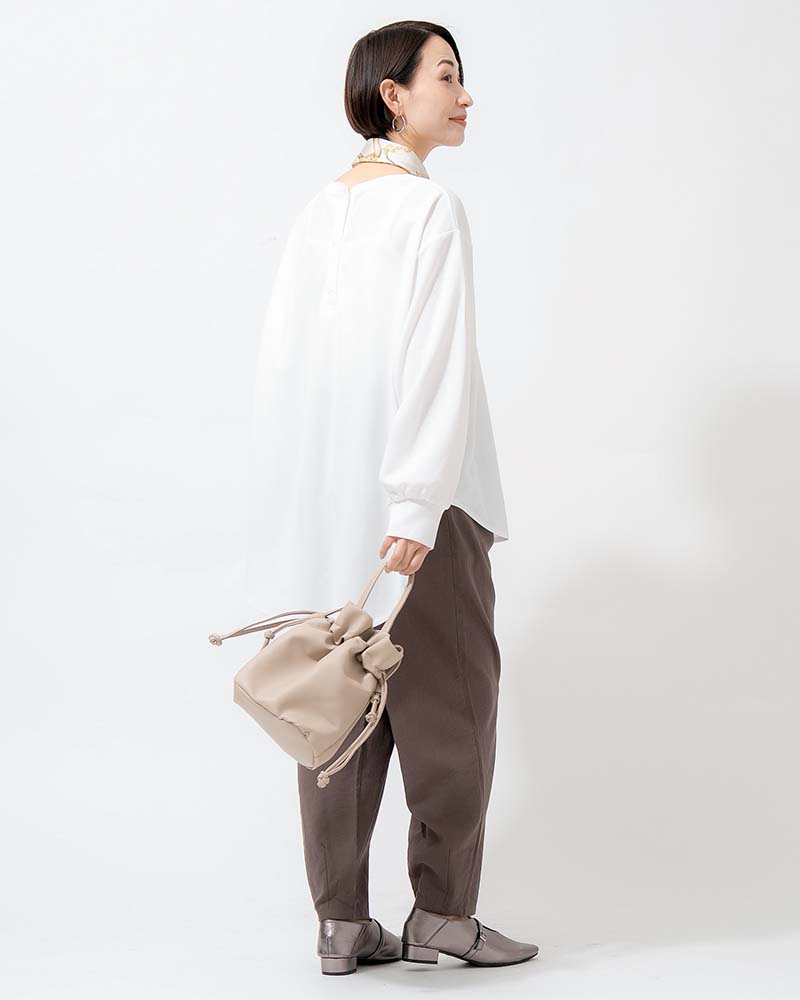 ストレッチカーブラインイージーパンツ