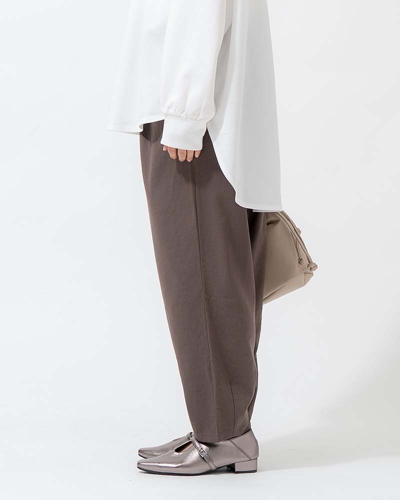 ストレッチカーブラインイージーパンツ