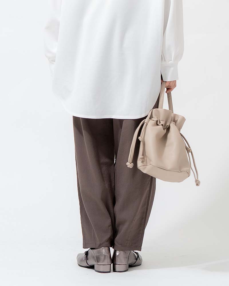 ストレッチカーブラインイージーパンツ