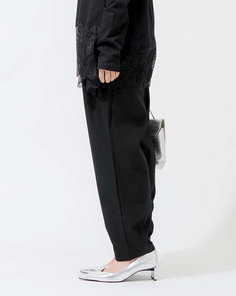 ストレッチカーブラインイージーパンツ