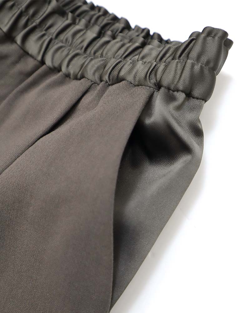 ストレッチカーブラインイージーパンツ