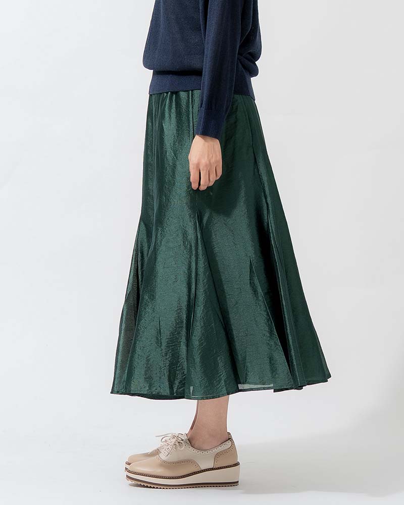 ブライトクロスフレアスカート