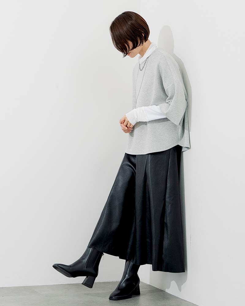 フェイクレザーフレアスカート | BOTTOMS | 元町ゼラール公式通販サイト