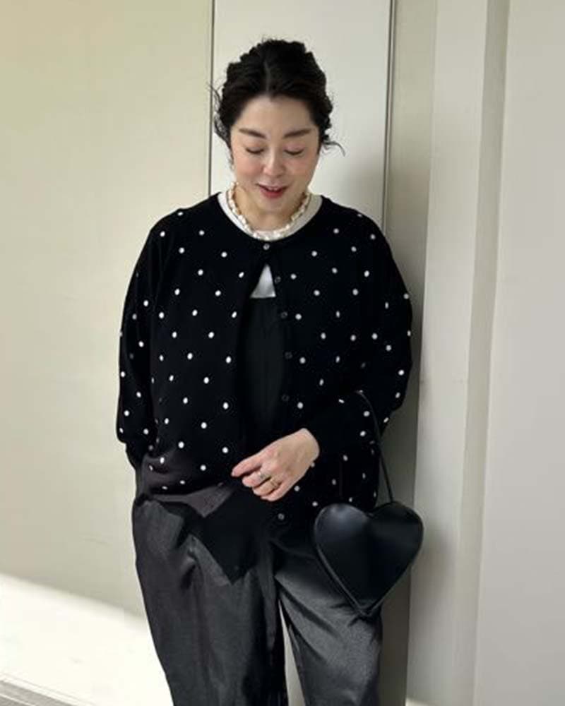 otostyle】ドット刺繍クルーネックニットカーディガン | TOPS