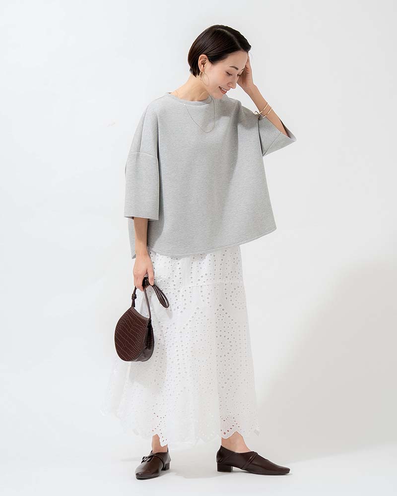 スカラップ刺繍レーススカート