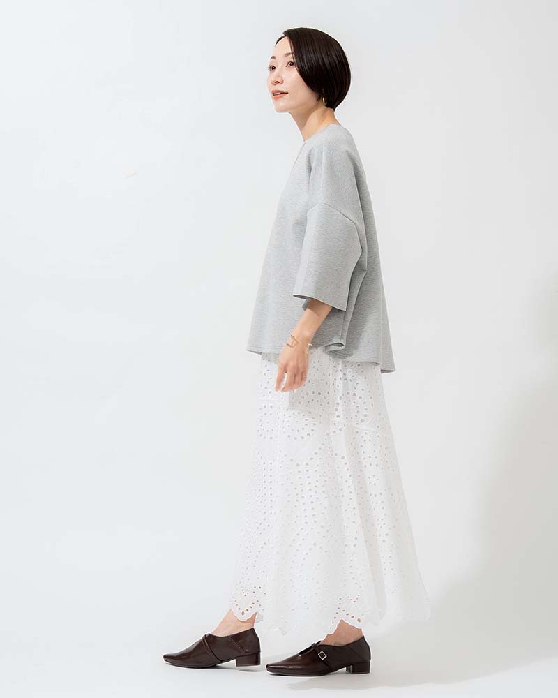 スカラップ刺繍レーススカート