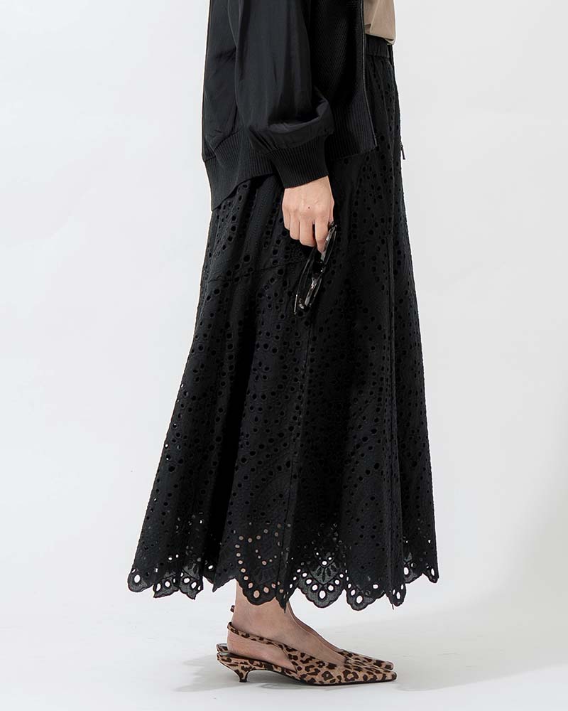 スカラップ刺繍レーススカート