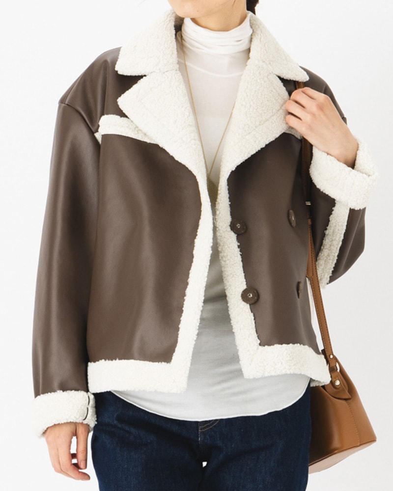 フェイクレザーダブルブレストボンバージャケット