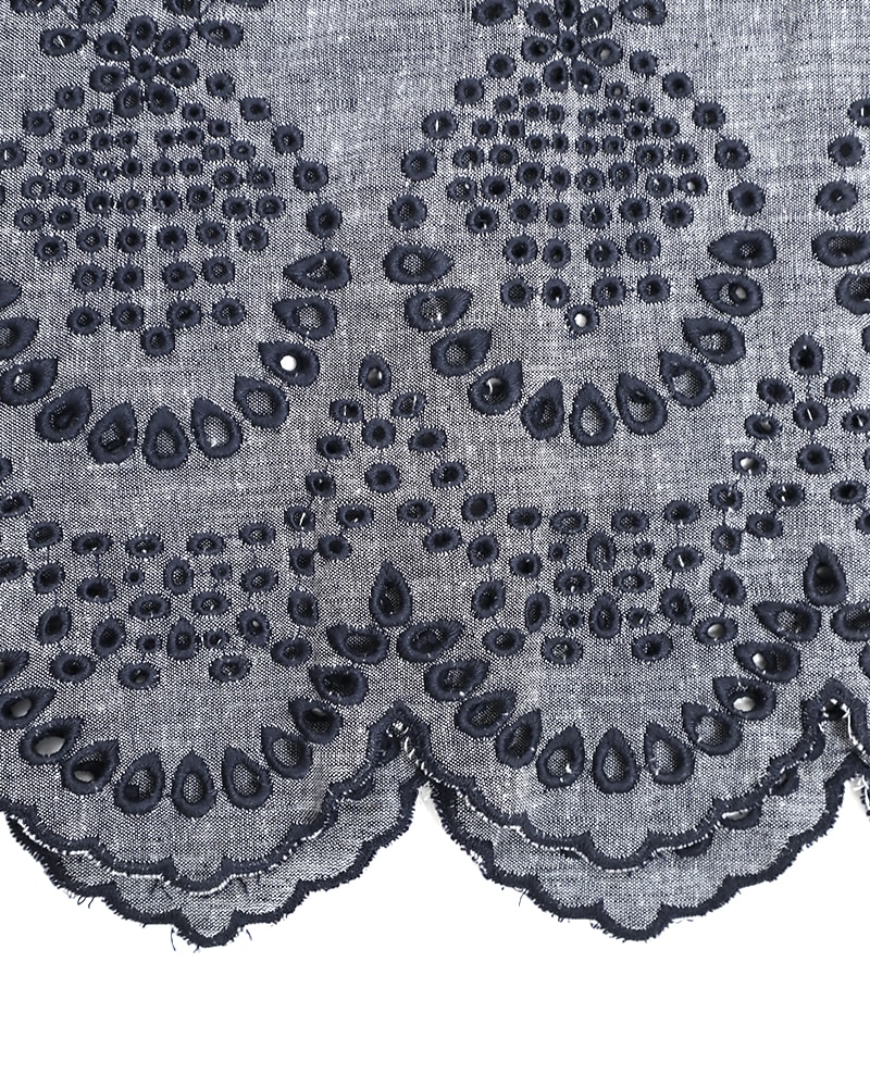 コットンリネン裾カットワーク刺繍ワンピース（インナー付き）
