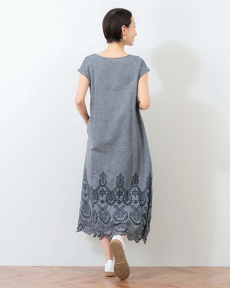 コットンリネン裾カットワーク刺繍ワンピース（インナー付き）
