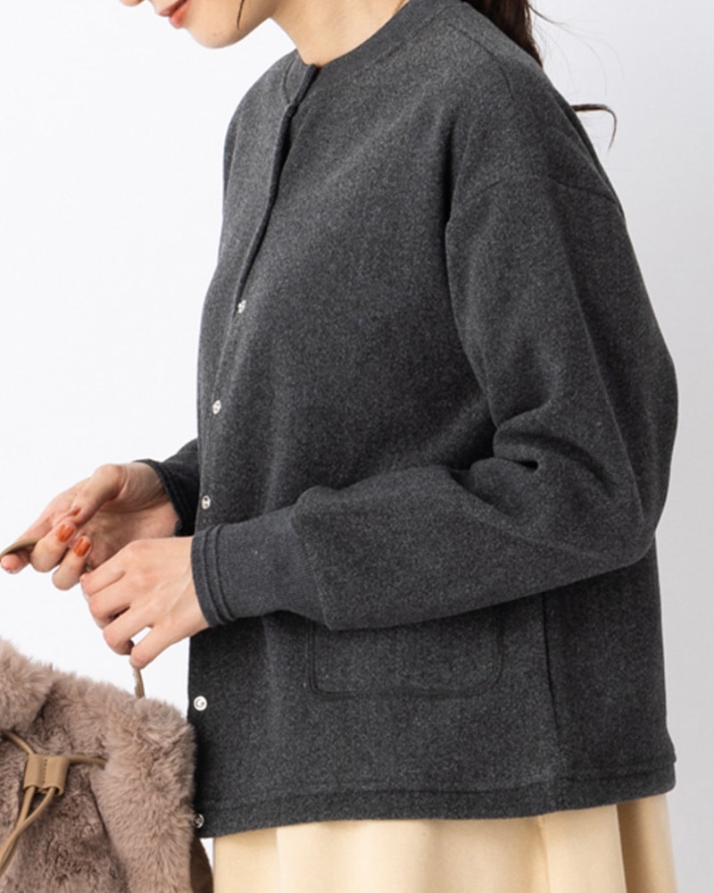 リブアクセントラウンドネックカーディガン