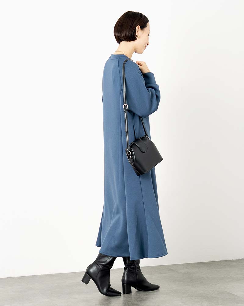 ソフトダンボールニットマーメイドワンピース