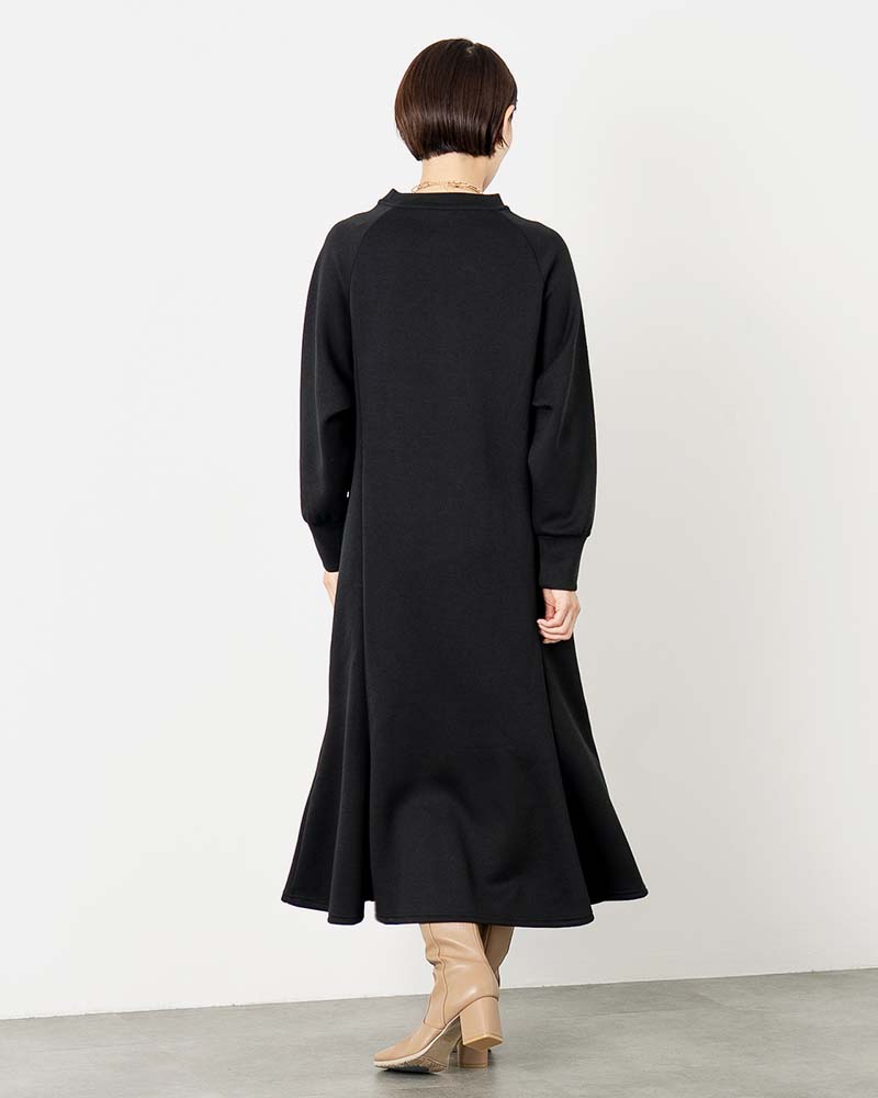 ソフトダンボールニットマーメイドワンピース