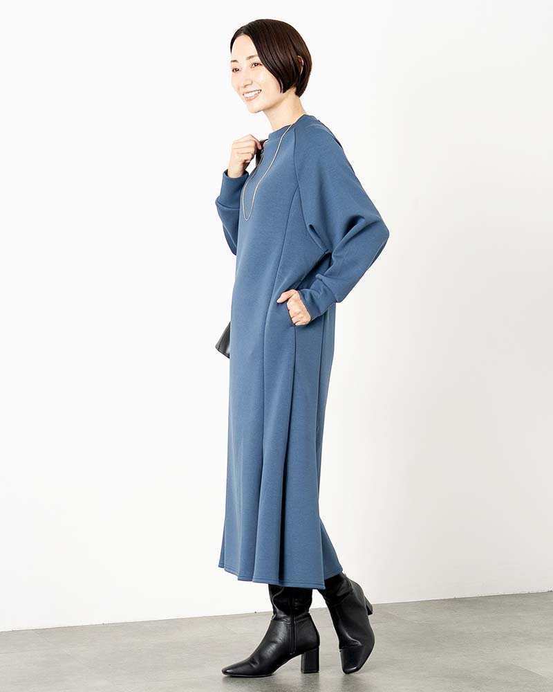 ソフトダンボールニットマーメイドワンピース