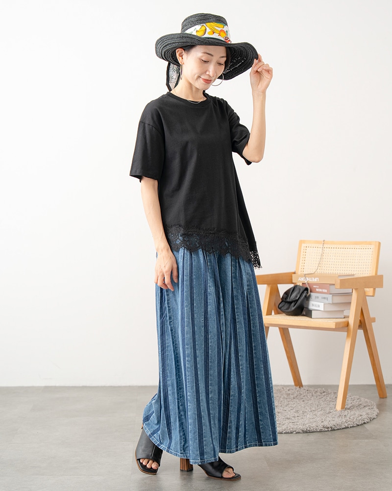裾レーストリムアシンメトリーTシャツ