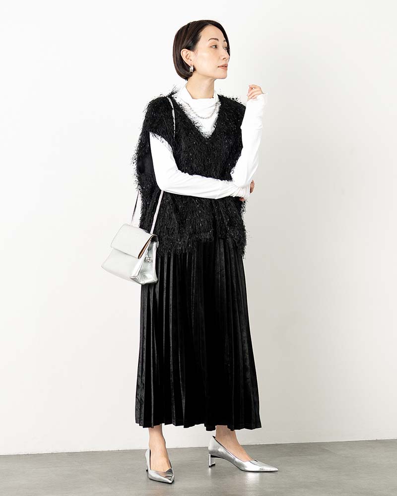 ソフトチュール切り替えハイネックプルオーバー