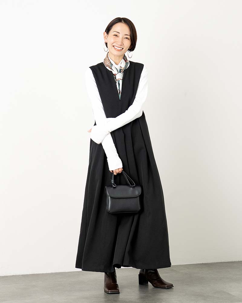 ソフトチュール切り替えハイネックプルオーバー