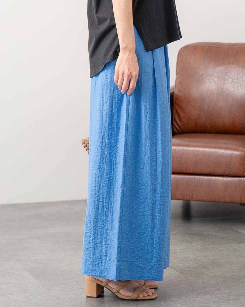 フレンチリネン混タック入りワイドストレートパンツ