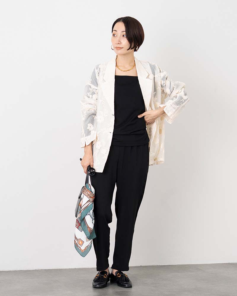 スクエアネックプルオーバー