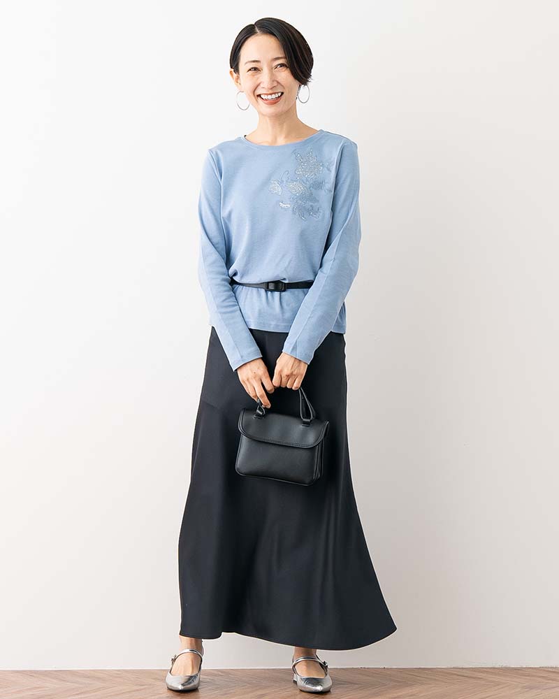 エレガンス刺繍ロングスリーブカットソー