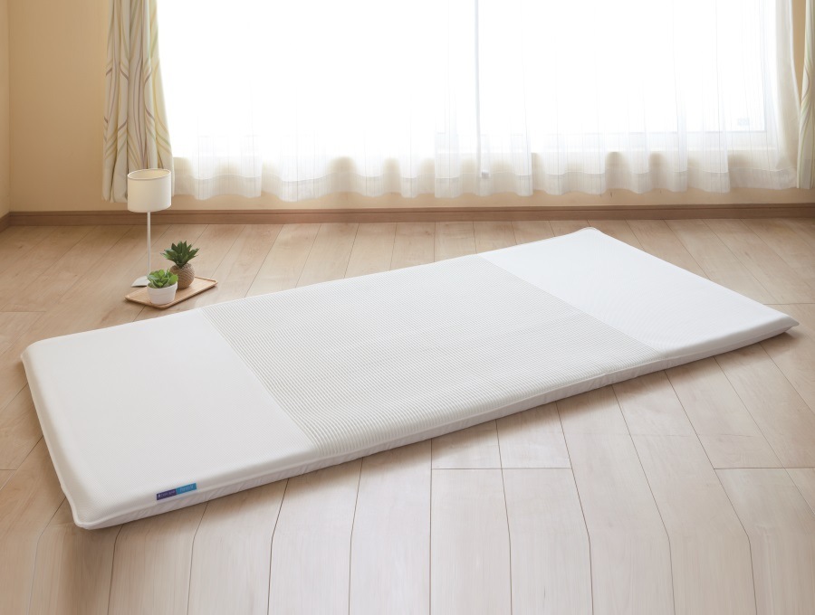 ��ȿȯ�ޥåȥ쥹�֥��塼�ӥå����ܥǥ����ץ��󥰥롡�ۥ磻��