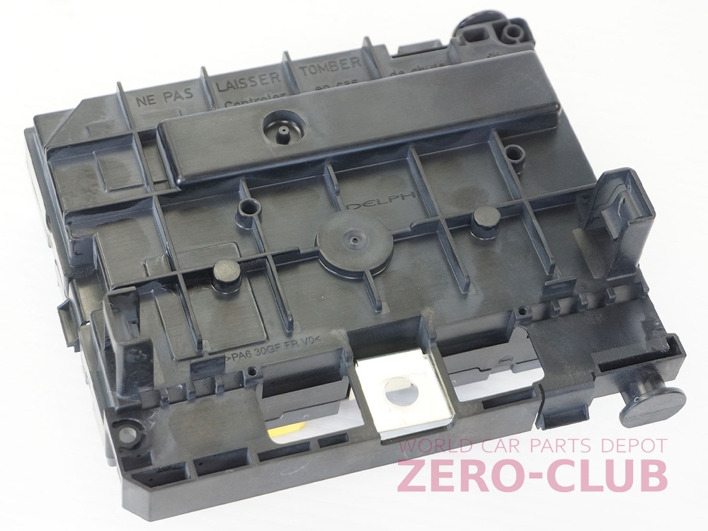 デュークボックス プジョー 5008 T875F02用/純正 ヒューズボックス エンジンルーム