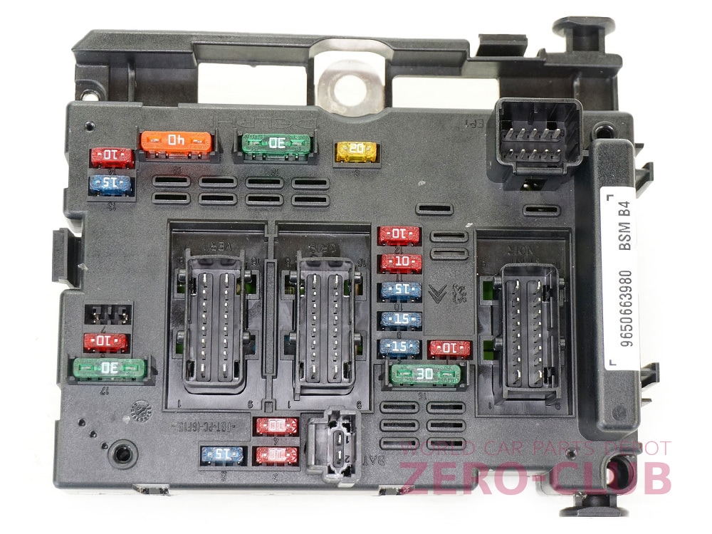 プジョー 307 RFN用/純正 ヒューズボックス エンジンルーム内