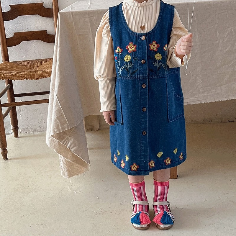 「80-140号」女の子 刺繍入り デニム サロペットワンピース ノースリーブ ジーンズ キッズ 子供服
