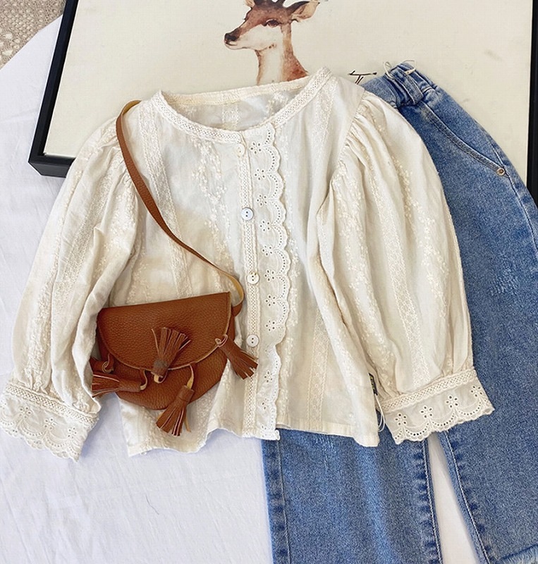 「90-130号」女の子 刺繍入り長袖 シャツ レース ラウンドネック トップス キッズ 子供服