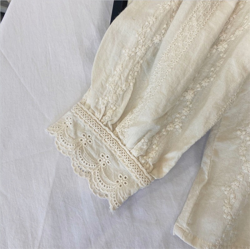 「90-130号」女の子 刺繍入り長袖 シャツ レース ラウンドネック トップス キッズ 子供服