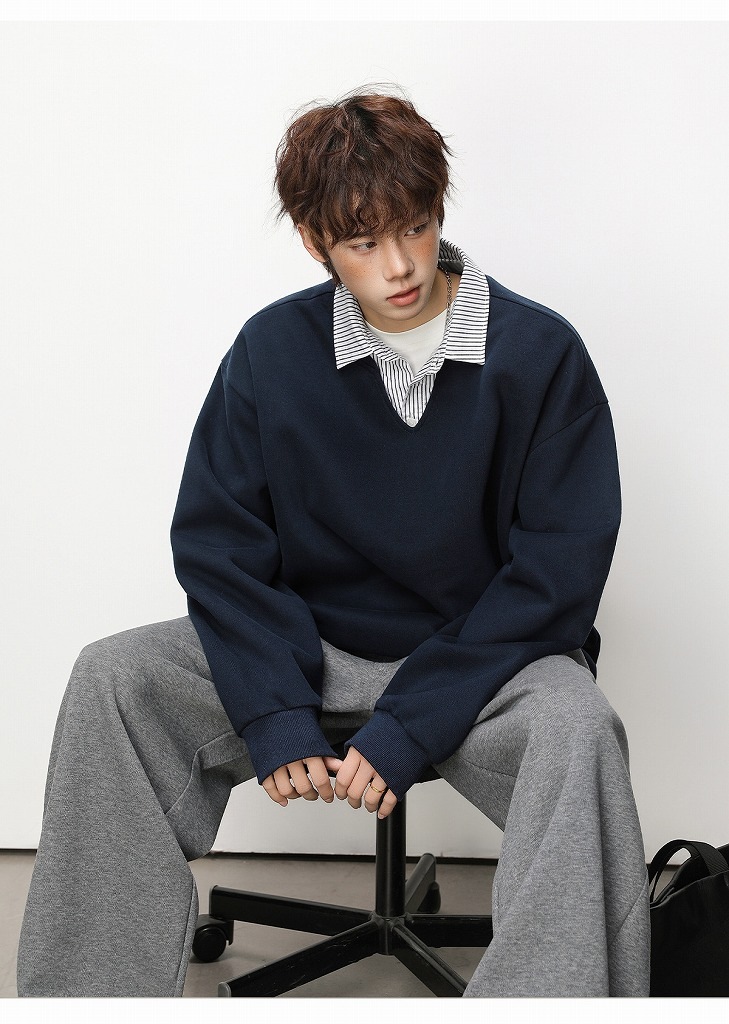 メンズ フェイクレイヤード ストライプシャツ風Vネック スウェット レトロ 学院風 プルオーバー★全3色